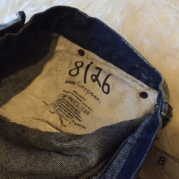 🌺RARE distressed jeans🌺 - Picture 6 of 8